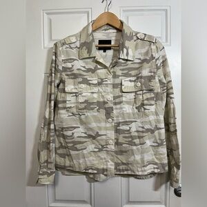 Sanctuary Women’s Camo Utility Jacket Medium Button Front Lightweight